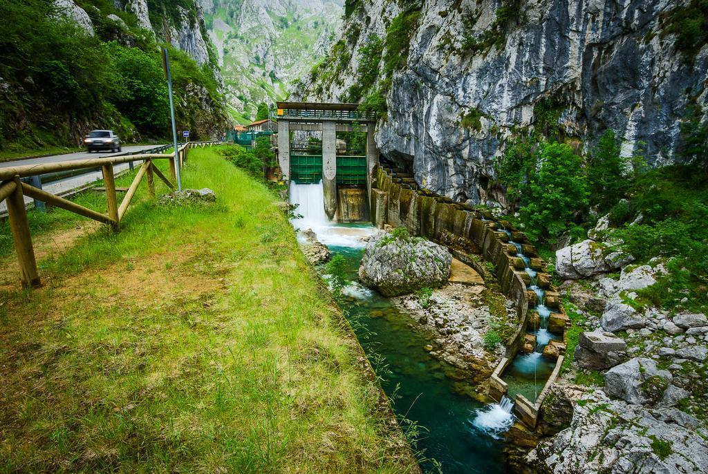 Hotel Arcea Mirador De Cabrales Poncebos Exteriér fotografie